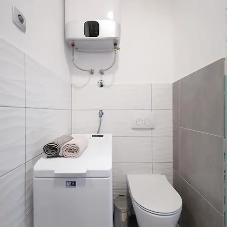Mini Apartment *